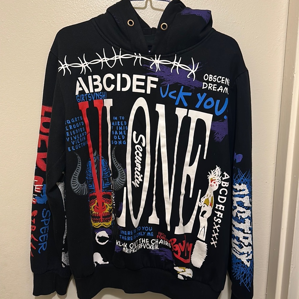 Men’s VLONE HOODIE SZ M